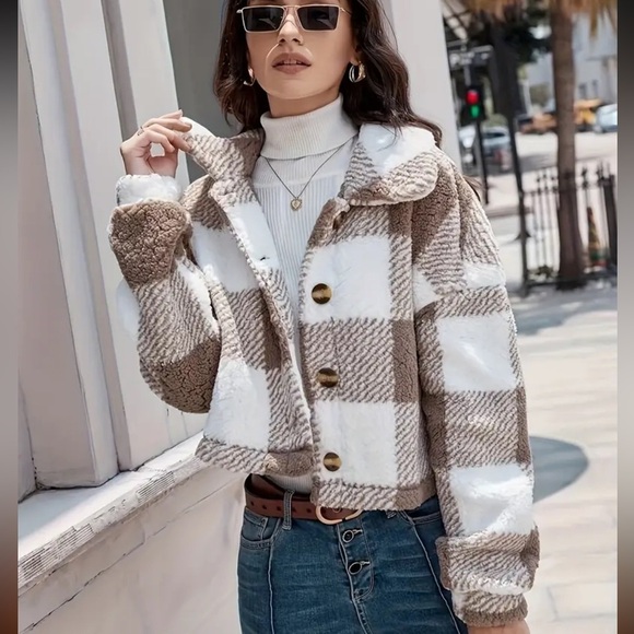 unbranded Jackets & Blazers - NWOT Plaid Brown and White Teddy Women's Cropped Jacket